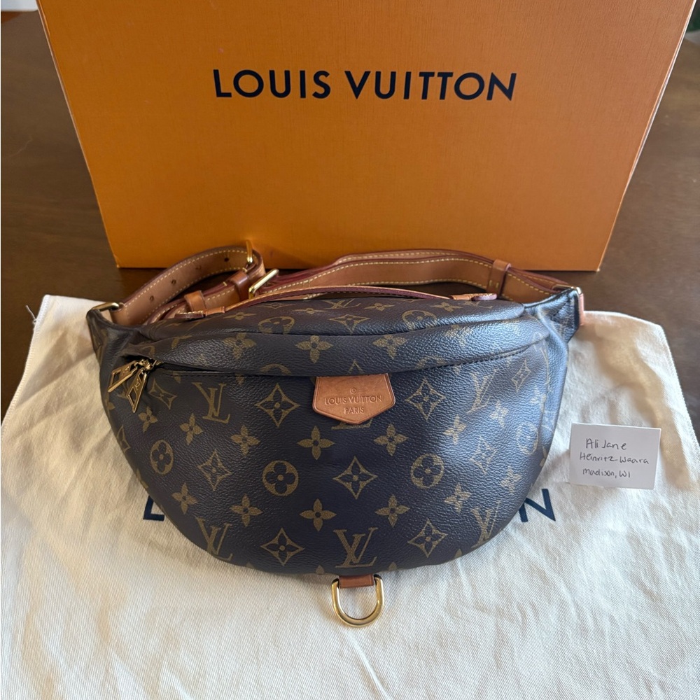 ♥️SOLD♥️Louis Vuitton Bumbag Monogram
